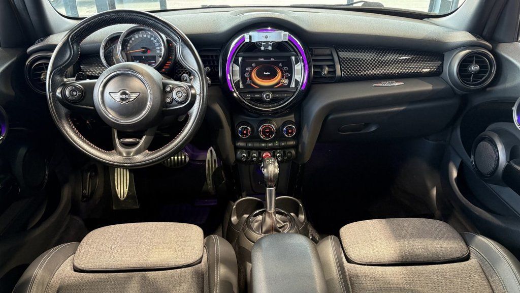 MINI COOPER SD F55