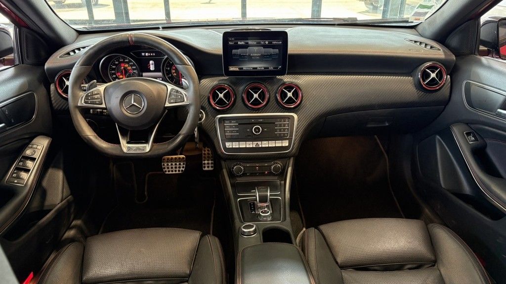 Mercedes CLASSE A 45 AMG