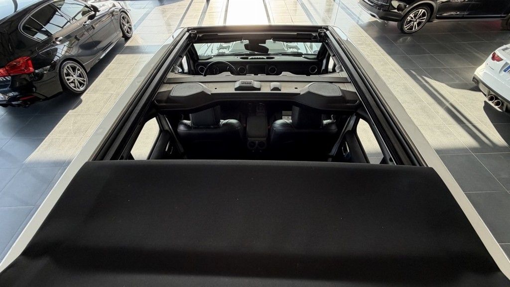 Jeep Wrangler Unlimited (4)