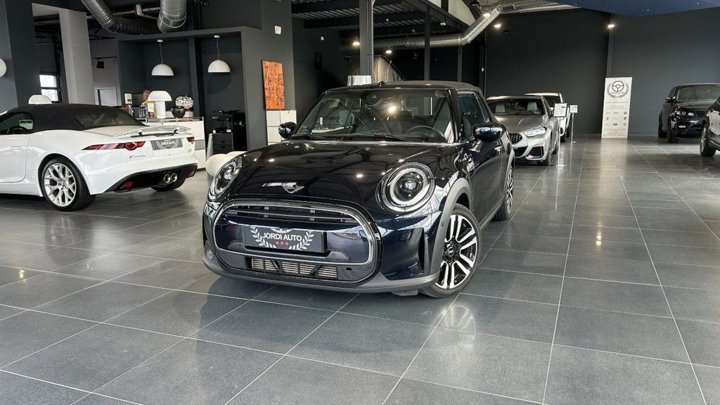 Mini Cabriolet F57
