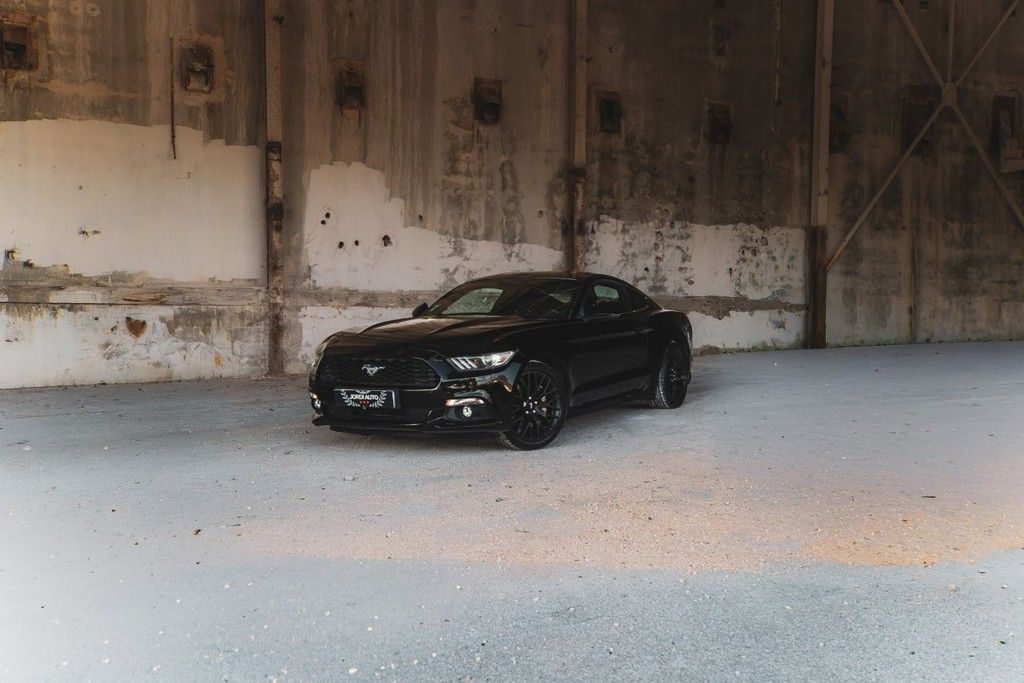 Ford Mustang Coupé
