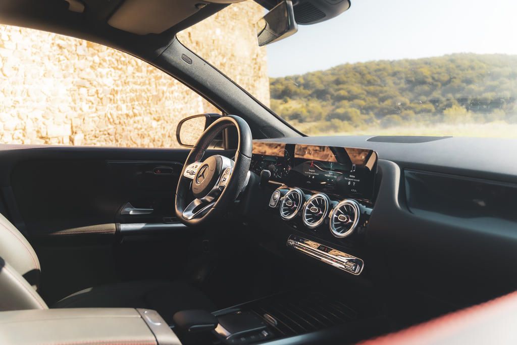 Mercedes CLASSE GLA 200