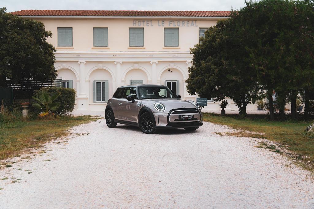 Mini Cooper F56