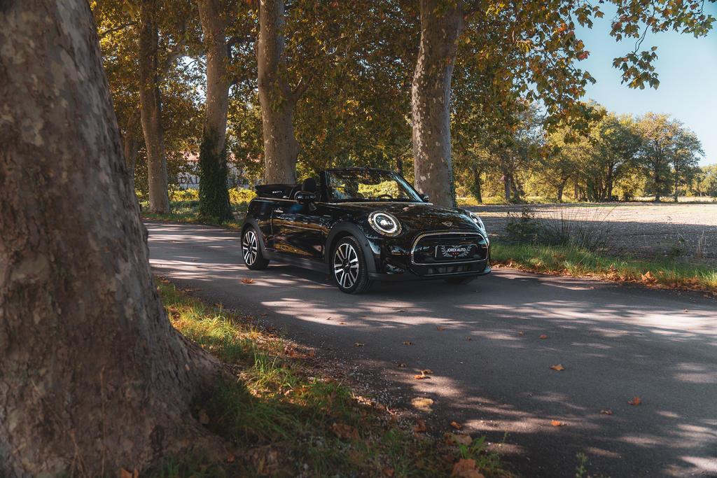 Mini Cabriolet F57
