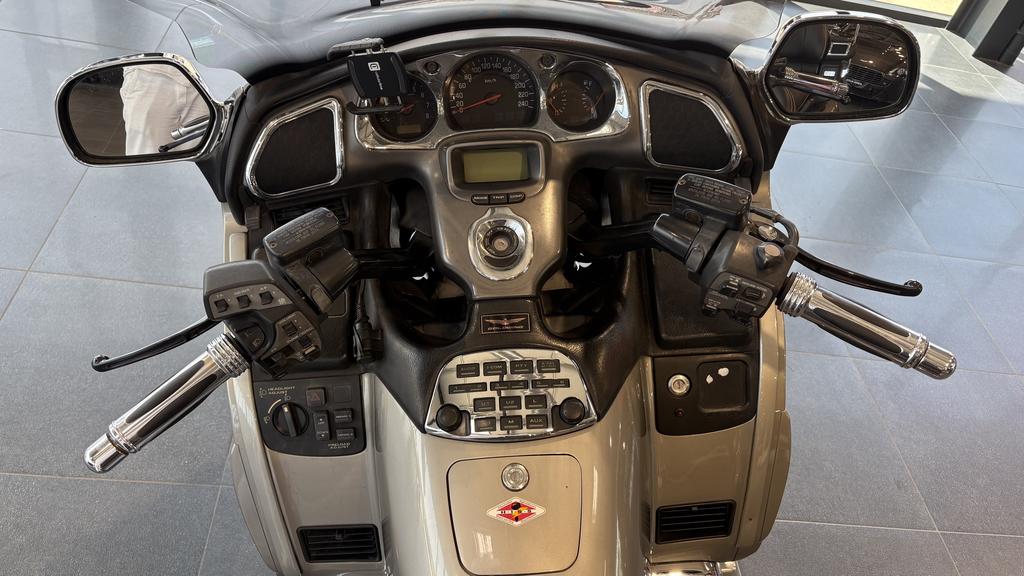 HONDA Goldwing