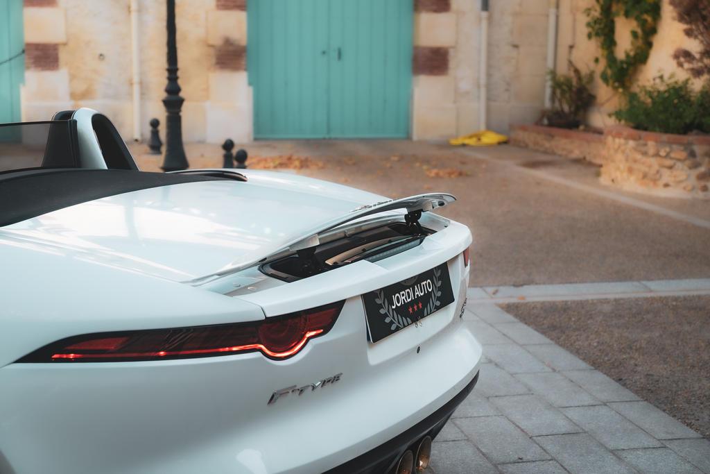 Jaguar F-Type Cabriolet 