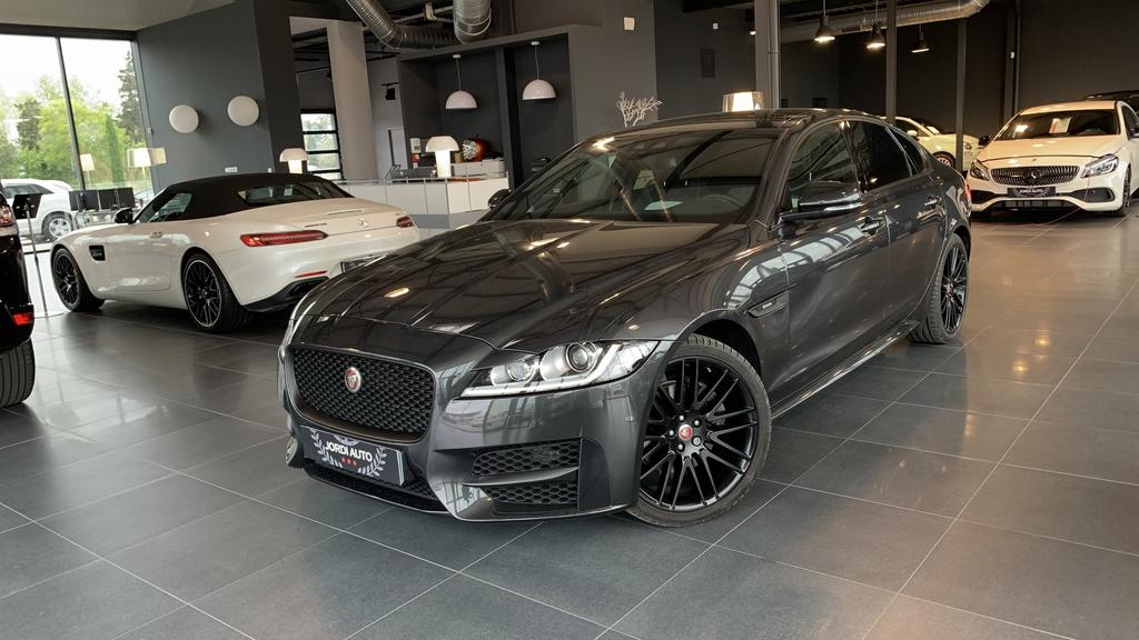 JAGUAR XF