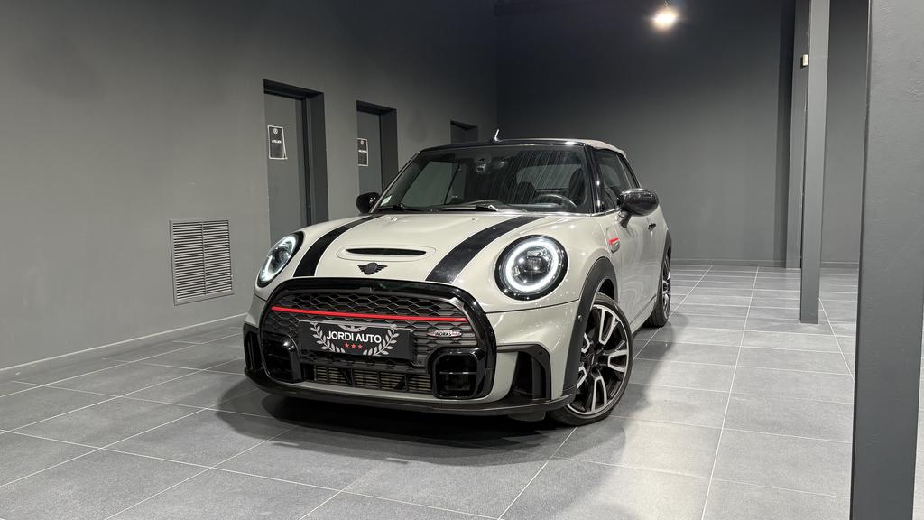 MINI CABRIOLET F57