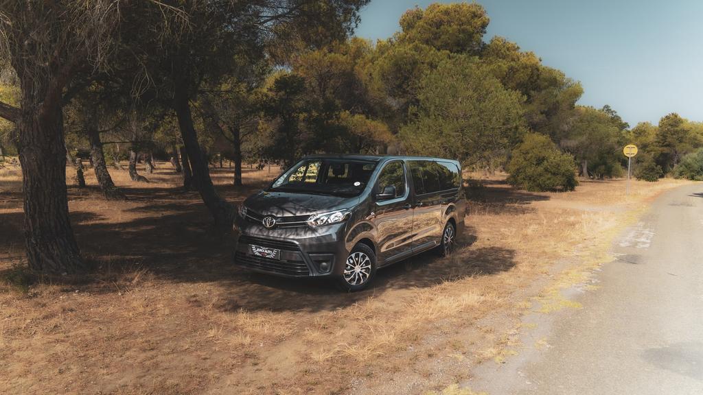 Toyota PROACE 9 places
