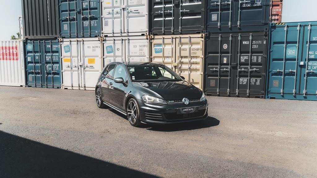 Volkswagen Golf VII