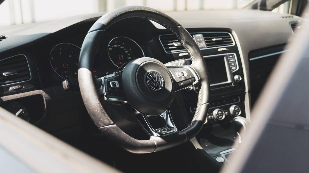 Volkswagen Golf VII