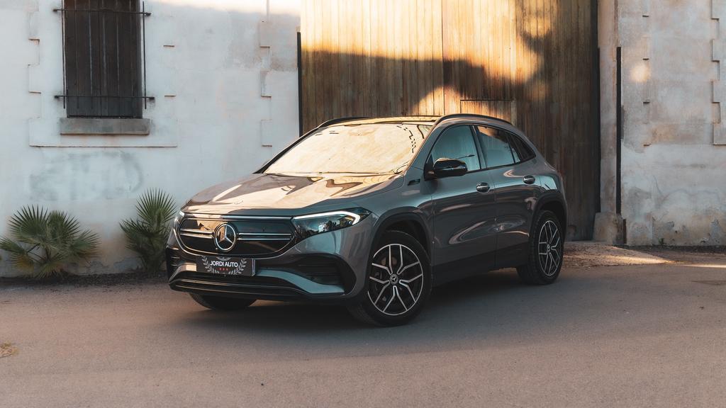 MERCEDES EQA