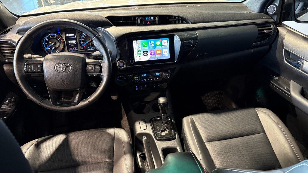 Toyota Hilux Xtra Cab 